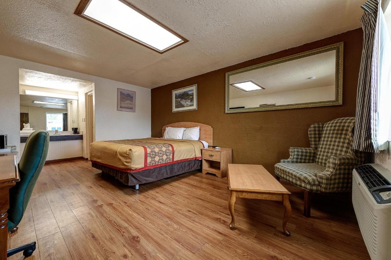 Guest Inn Роджерс Екстер'єр фото