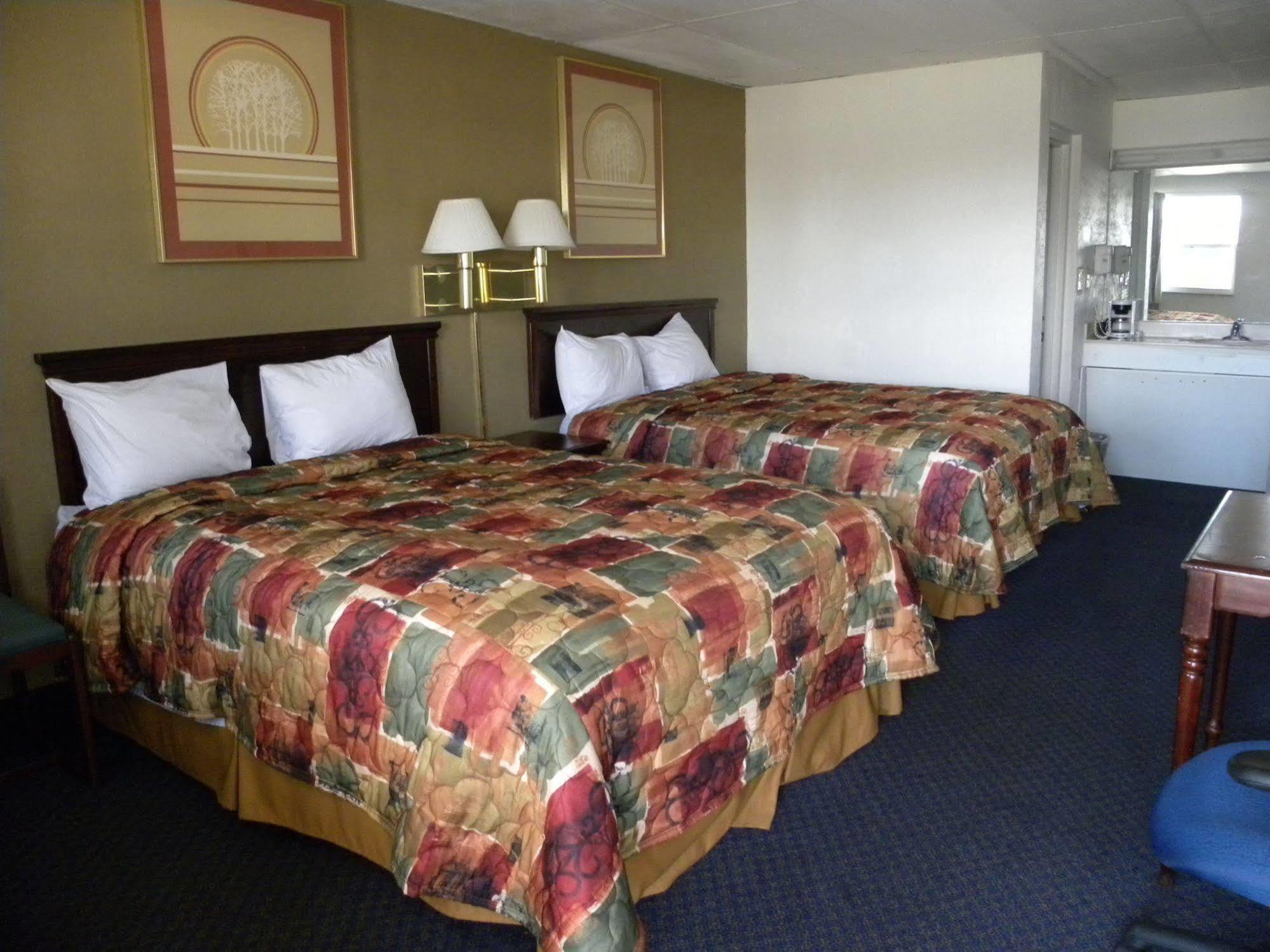 Guest Inn Роджерс Екстер'єр фото