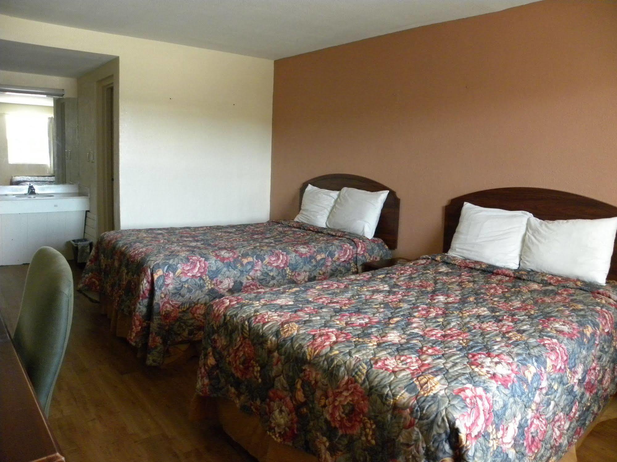 Guest Inn Роджерс Екстер'єр фото