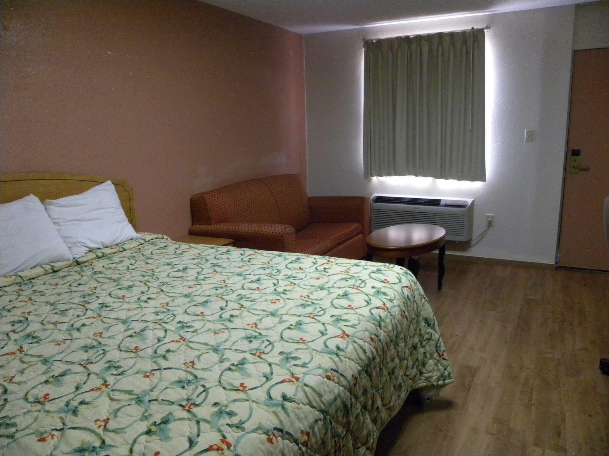 Guest Inn Роджерс Екстер'єр фото